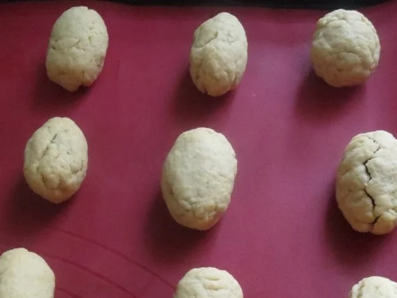 Süßes: Gefüllte Datteln im Teigmantel - Rezept - Bild Nr. 5