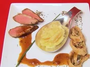 'Moorbraten' Filet vom Schwein in Dunkelbiersoße mit Wirsing und Roter Knolle - Rezept