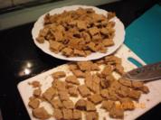 Hunde: Hundelachskekse für den Vierbeiner - Rezept