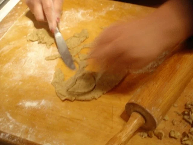 Rezept: Walnussplätzchen Bild Nr. 3 Walnussplätzchen - Rezept - Bild Nr. 3