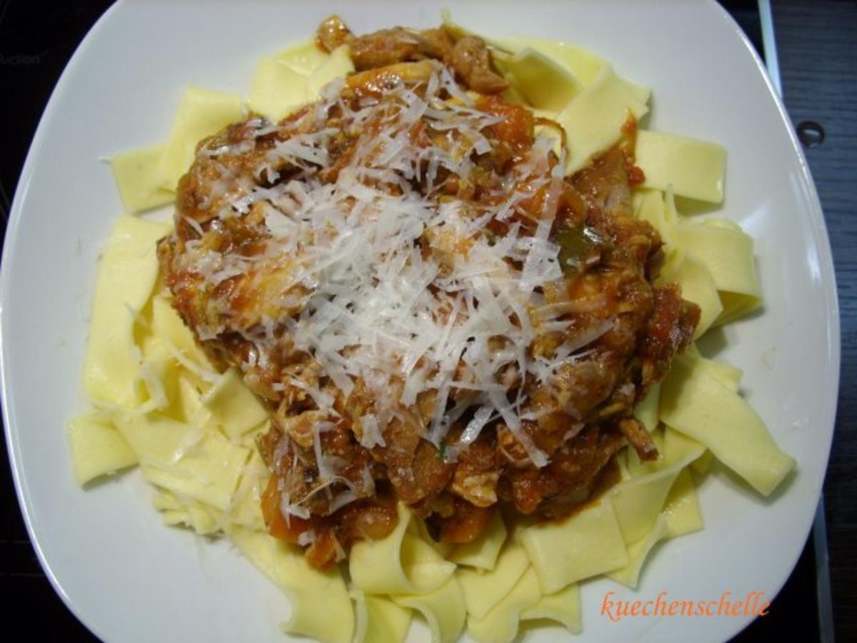 Hähnchenragout mit Bandnudeln - Rezept - kochbar.de