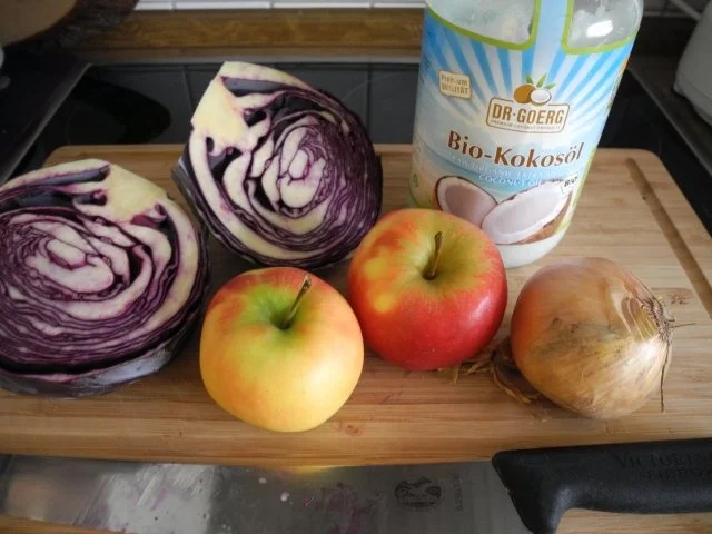Rezept: Vegan : Apfelrotkohl oder auch Blaukraut Vegan : Apfelrotkohl oder auch Blaukraut - Rezept