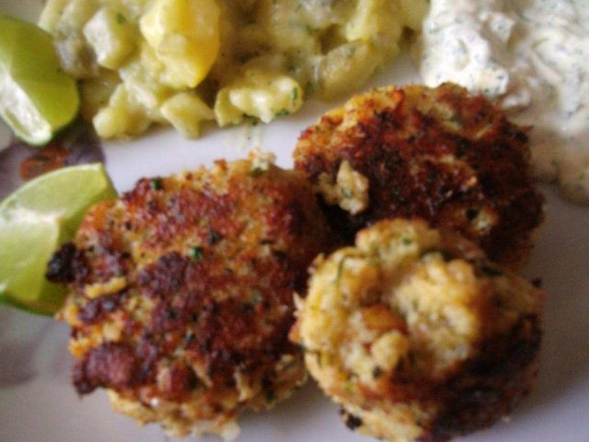 Fischfrikadellen mit Kartoffelsalat und Remouladensoße-unser Essen am ...