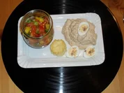 Rezept: Thunfischcreme an Blรคtterteigblรผten Thunfischcreme an Blรคtterteigblรผten - Rezept