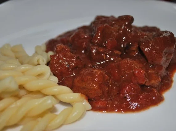 Rezept: Rinder-Tomaten-Ragout Rinder-Tomaten-Ragout - Rezept