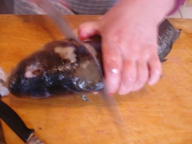 Fischsuppe und gebackener Karpfen mit Kartoffelsalat nach Ivanka - Rezept - Bild Nr. 6