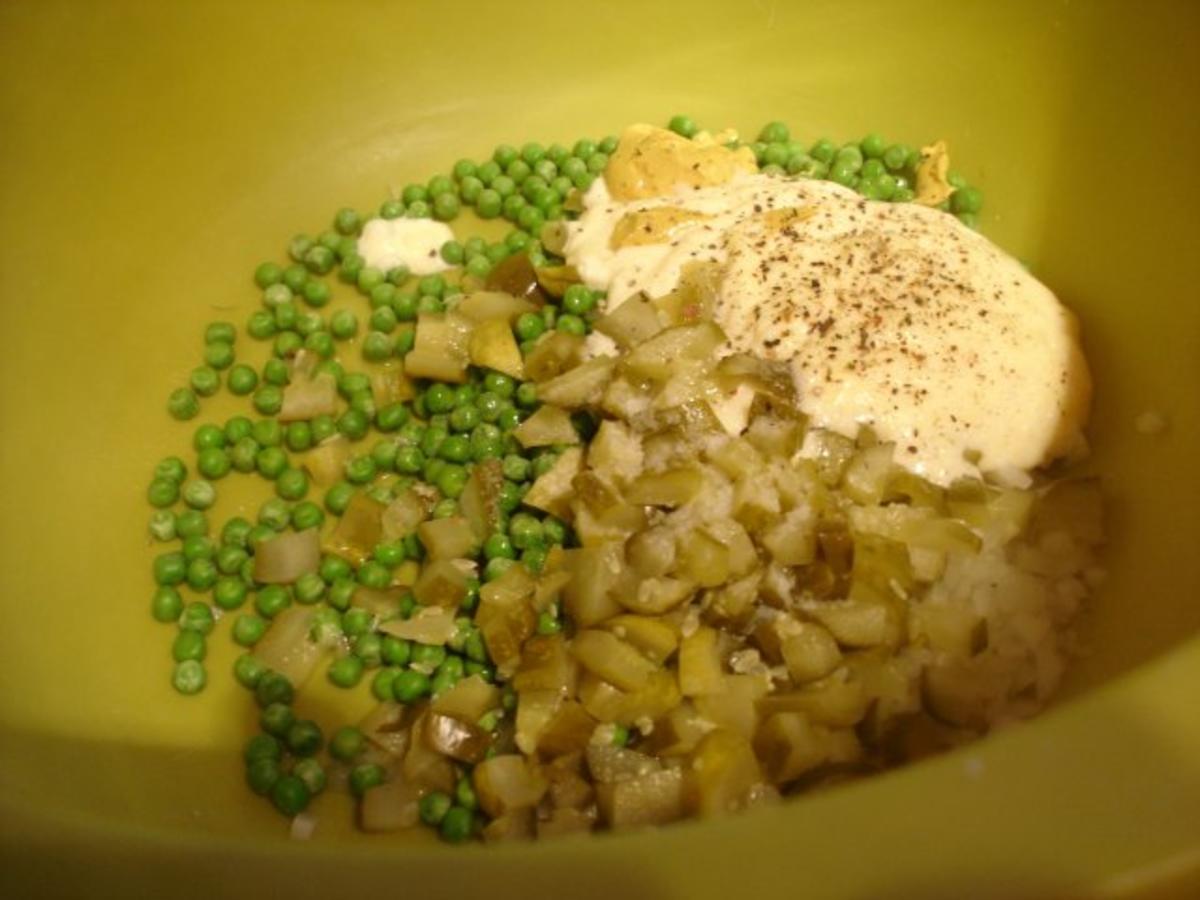Fischsuppe und gebackener Karpfen mit Kartoffelsalat nach Ivanka - Rezept - Bild Nr. 36