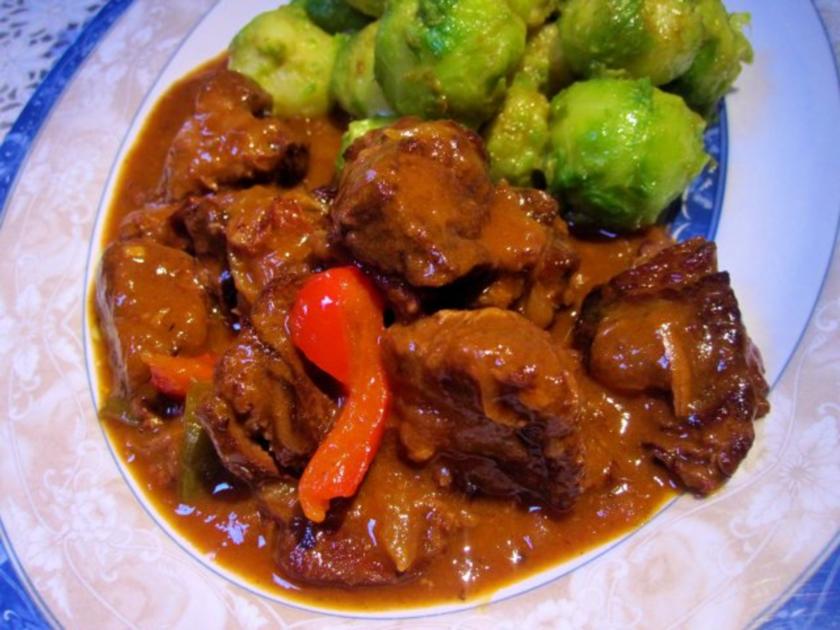 Gulasch ungarisch ... - Rezept mit Bild