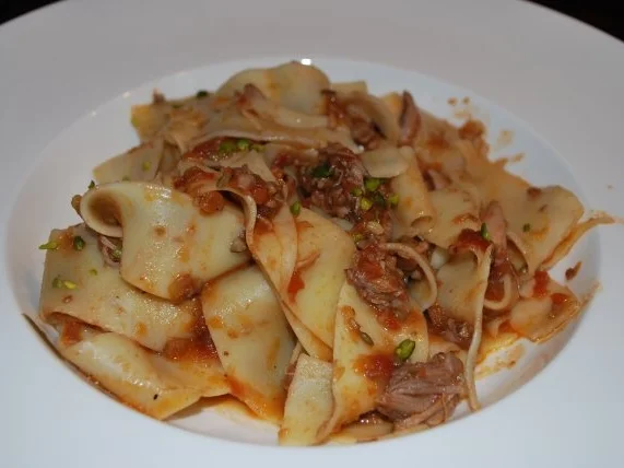 Pappardelle mit fenchelwürzigem Hähnchenragout - Rezept - Bild Nr. 3