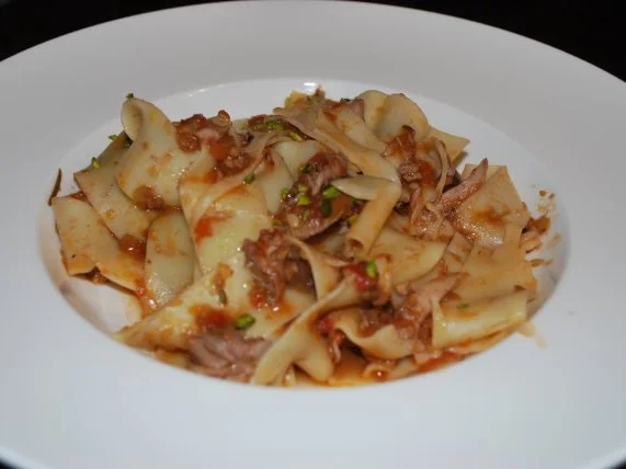 Pappardelle mit fenchelwürzigem Hähnchenragout - Rezept - Bild Nr. 2