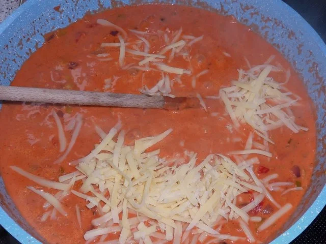 Aufläufe: Würziger Kartoffel-Bohnen-Auflauf mit Bergkäse und Röstzwiebeln - Rezept - Bild Nr. 12