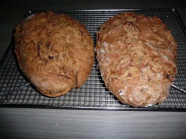 Rezept: Zweierlei Vollkornbrote Zweierlei Vollkornbrote - Rezept