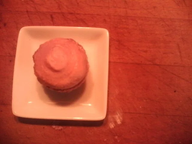 Heidelbeer Macarons mit Buttercremefüllung - Rezept - Bild Nr. 7