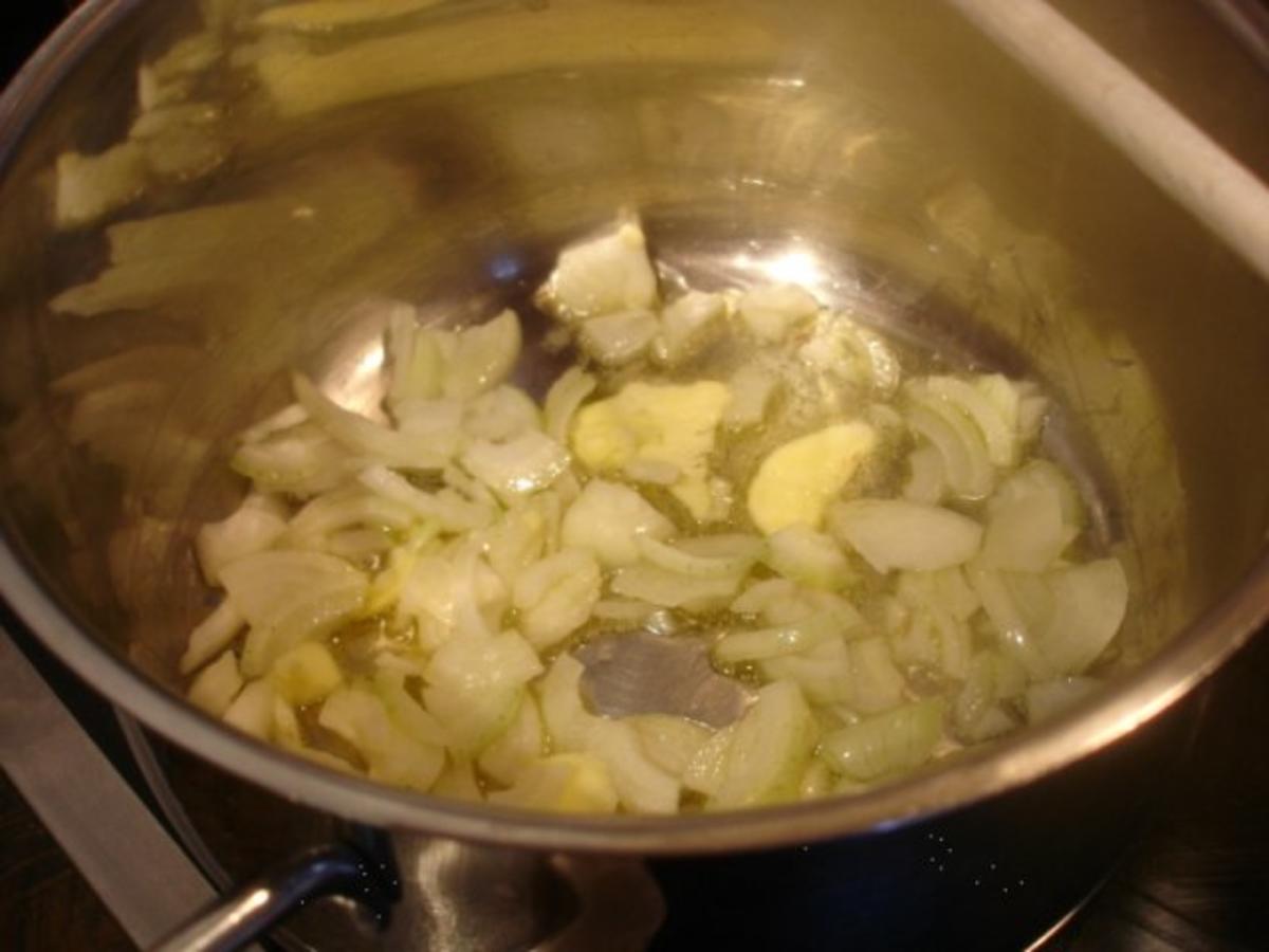 Gänsebraten mit selbstgemachten Rotkohl und tschechischen Hefeknödeln - Rezept - Bild Nr. 17