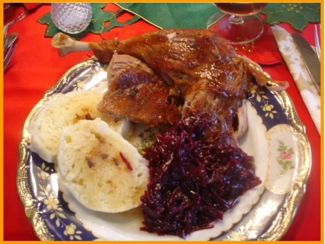 Gänsebraten mit selbstgemachten Rotkohl und tschechischen Hefeknödeln - Rezept - Bild Nr. 34