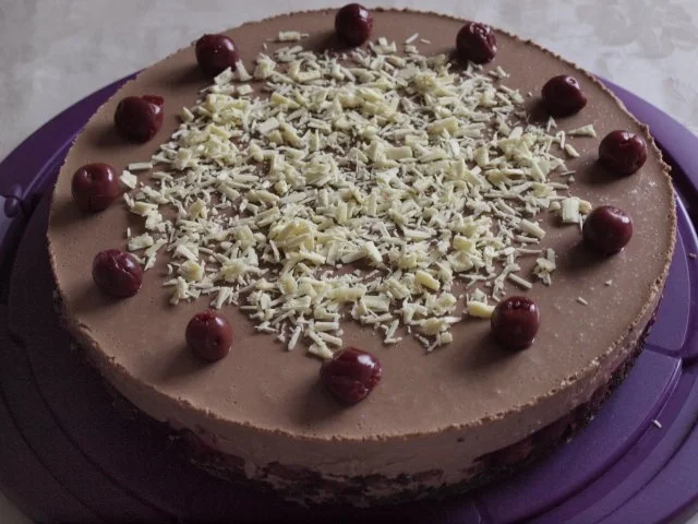 Rezept: Kuchen ohne backen: Schwarzwälder-Kirsch-Torte Kuchen ohne backen: Schwarzwälder-Kirsch-Torte - Rezept