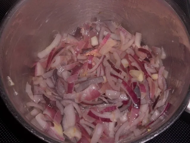 Rezept: Knusper-Feta in Nusspanade mit süß-saurer Zwiebel-Orangen-Beilage Bild Nr. 8 Knusper-Feta in Nusspanade mit süß-saurer Zwiebel-Orangen-Beilage - Rezept - Bild Nr. 8