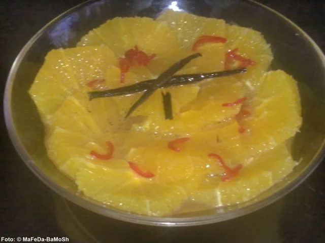 Orangensalat mit Chili und Vanille - Rezept