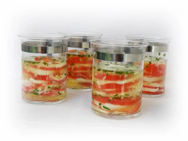 Tomaten-Mozzarella- Terrine mit Prosciutto Crostini - Rezept - Bild Nr. 9