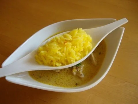 Asiatisches Hähnchenragout mit Safran Reis - Rezept