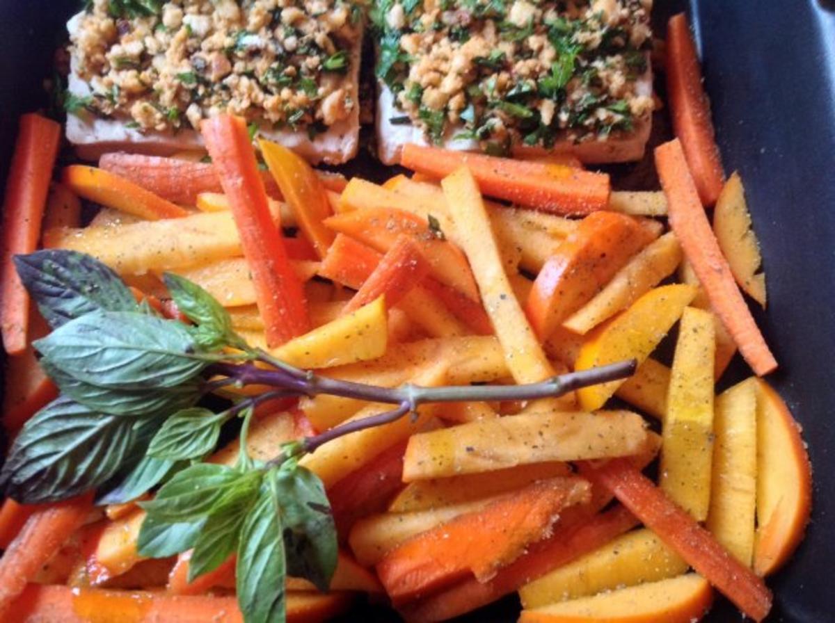 Tofu mit Kräuterkruste und gebackenem Möhren Kaki Gemüse. Dazu ein Tomaten-Dip - Rezept - Bild Nr. 8