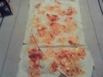 Salami-Pizza-Rolle - Resteverwertung - Rezept - Bild Nr. 5