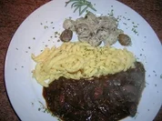 Hirschragout mit Maronengemüse und Spätzle - Rezept