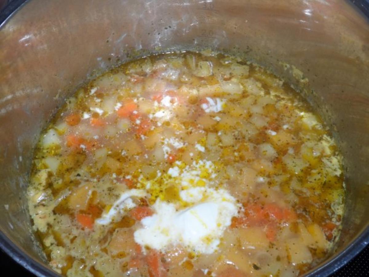 Suppen/Vorspeise: Feine Karotten-Rüben-Suppe mit Forellenfilet - Rezept - Bild Nr. 6