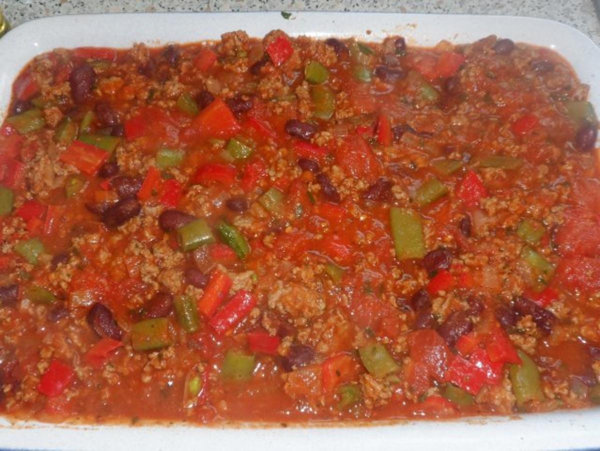 Aufläufe/Gratins: Pikanter Chili-Con-Carne-Auflauf mit Cheddar & Tortilla-Kruste - Rezept - Bild Nr. 13