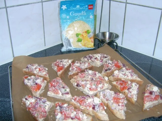 Tomatensalat mit Feta, auf Toast gebacken ala Kukuluru - Rezept - Bild Nr. 9