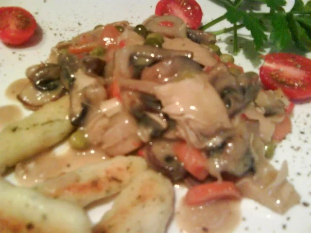 Rezept: Fricassée von der Poularde Bild Nr. 3 Fricassée von der Poularde - Rezept - Bild Nr. 3