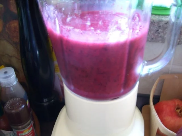 Dessert. Vanilleparfait in Heidelbeersorbet - Rezept - Bild Nr. 2