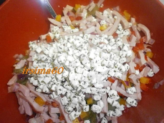 Rezept: Wurstsalat mit Feta Bild Nr. 5 Wurstsalat mit Feta - Rezept - Bild Nr. 5