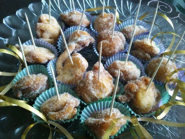 Rezept: Mini Vanille Krapfen Mini Vanille Krapfen - Rezept