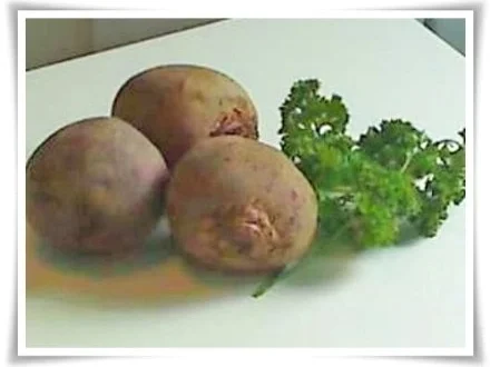 ☆…alle Jahre wieder…☆… Rote Bete Suppe mit weißen Bohnen - Rezept - Bild Nr. 3