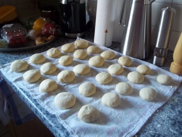 Rezept: Berliner mit Guß Bild Nr. 7 Berliner mit Guß - Rezept - Bild Nr. 7