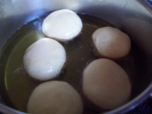 Rezept: Berliner mit Guß Bild Nr. 9 Berliner mit Guß - Rezept - Bild Nr. 9