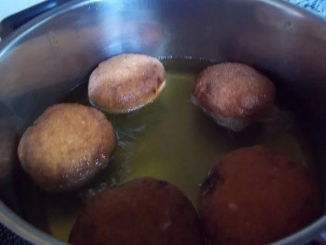 Rezept: Berliner mit Guß Bild Nr. 10 Berliner mit Guß - Rezept - Bild Nr. 10