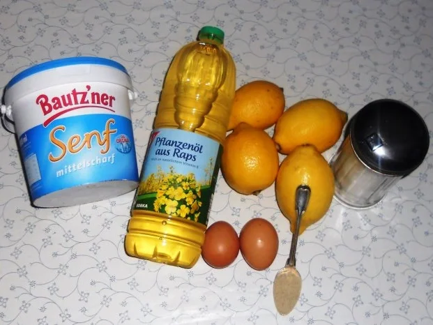 Rezept: "Oma Friede`s" - Ostpreußischer - Silvester - Heringssalat (Rzpt. um 1939) Bild Nr. 8 "Oma Friede`s" - Ostpreußischer - Silvester - Heringssalat (Rzpt. um 1939) - Rezept - Bild Nr. 8