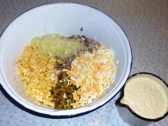 Rezept: "Oma Friede`s" - Ostpreußischer - Silvester - Heringssalat (Rzpt. um 1939) Bild Nr. 9 "Oma Friede`s" - Ostpreußischer - Silvester - Heringssalat (Rzpt. um 1939) - Rezept - Bild Nr. 9