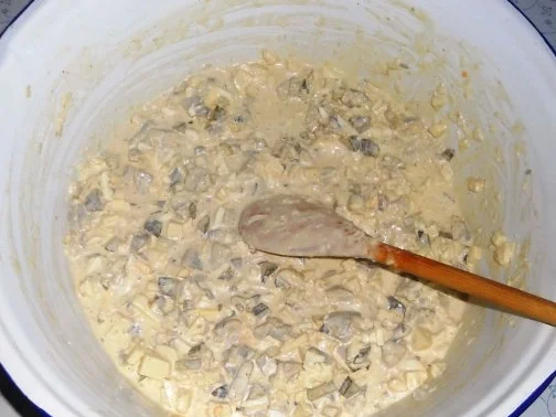 Rezept: "Oma Friede`s" - Ostpreußischer - Silvester - Heringssalat (Rzpt. um 1939) Bild Nr. 10 "Oma Friede`s" - Ostpreußischer - Silvester - Heringssalat (Rzpt. um 1939) - Rezept - Bild Nr. 10