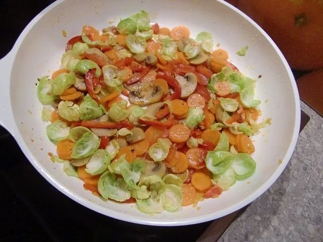 Gemüsepfanne mit Nudeln - Rezept - Bild Nr. 11