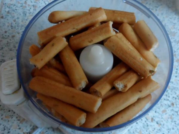 Mediterrane Hähnchensticks in Grissini Parmesan Panade - schnell ...