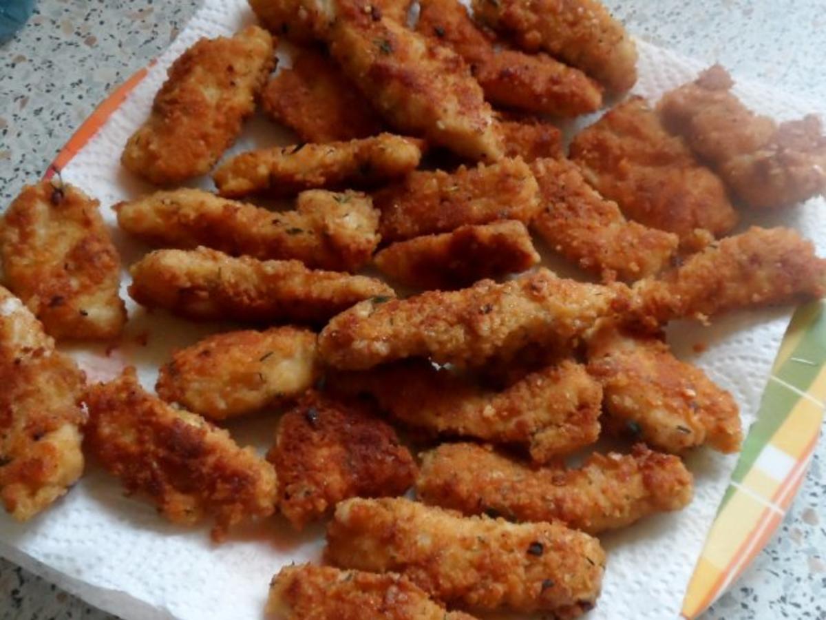 Mediterrane Hähnchensticks in Grissini-Parmesan-Panade - Rezept ...