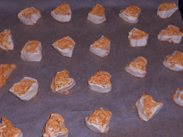 Blätterteigschnecken mit Basilikum & Fetakäse - Rezept - Bild Nr. 7