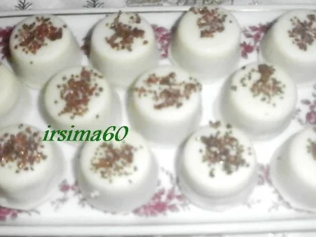  Erdbeer Pralinen - Rezept - Bild Nr. 2