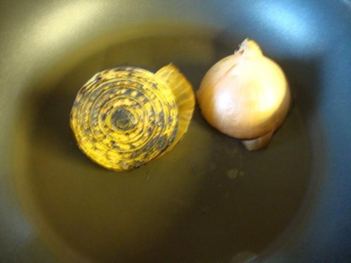 Hühnerbrühe mit pochiertem Ei und Einlage - einfach - von SuppenGeniesser