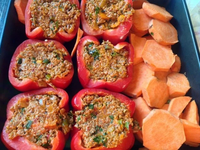 Gefüllte Paprika mit Hackfleisch und Mozarella - Rezept - Bild Nr. 6