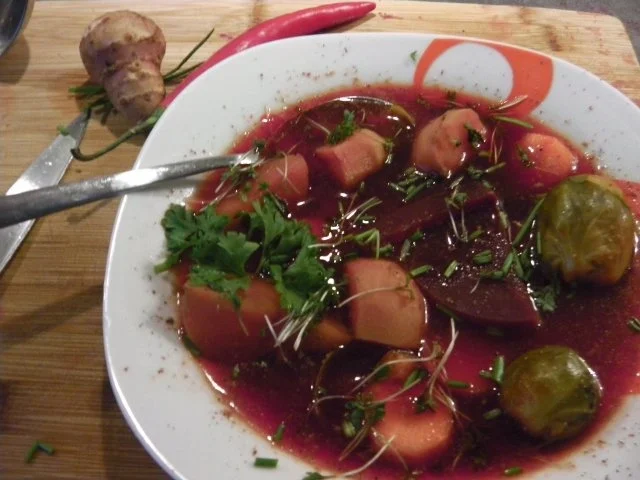 Rezept: Diätküche: Günthers rote Neujahrssuppe (Røde Nytårssuppen) Bild Nr. 5 Diätküche: Günthers rote Neujahrssuppe (Røde Nytårssuppen) - Rezept - Bild Nr. 5