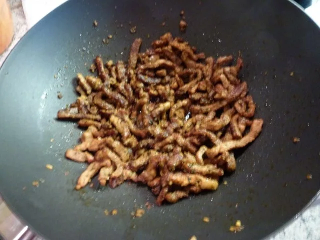 Rezept: Selbstgemachtes Knobi-Gyros mit Speckkartoffelsalat Bild Nr. 4 Selbstgemachtes Knobi-Gyros mit Speckkartoffelsalat - Rezept - Bild Nr. 4